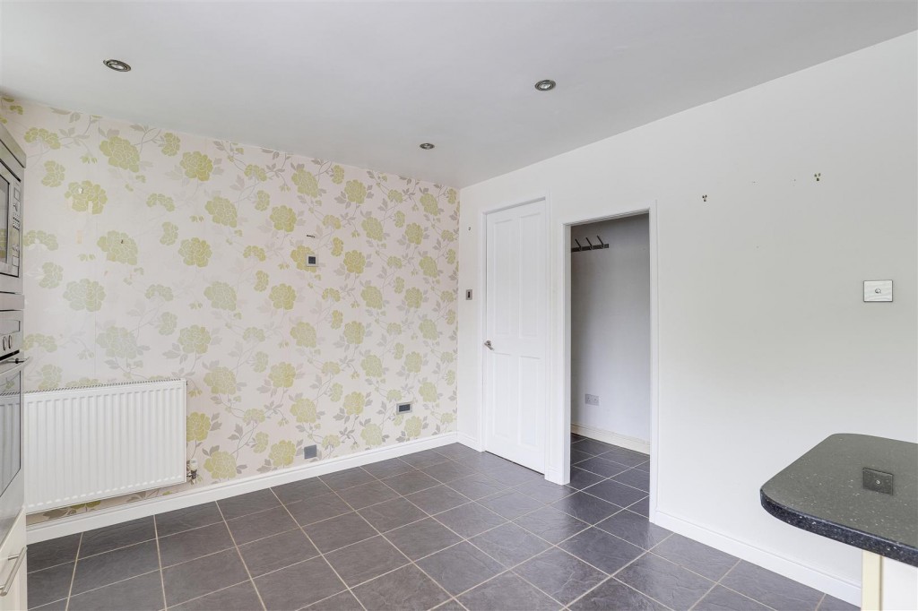 Penmoor Close, Long Eaton, Derbyshire, NG10 3RH