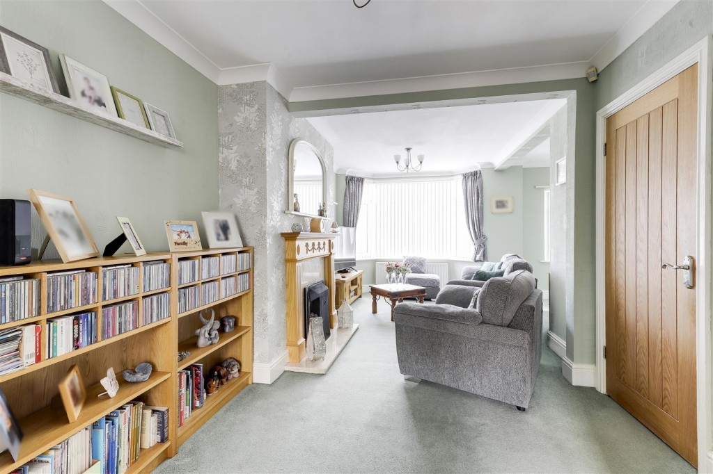 Durham Crescent, Bulwell, Nottinghamshire, NG6 9AH