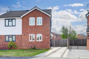 Tewkesbury Road, Long Eaton, Derbyshire, NG10 1PP