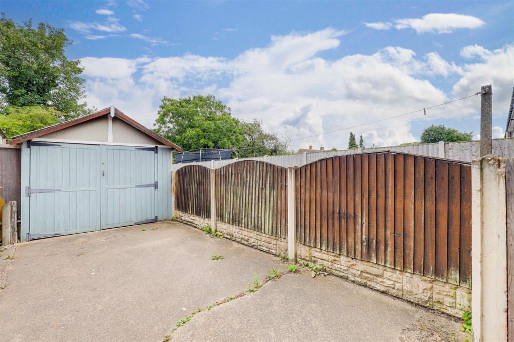 Thirlmere Road, Long Eaton, Derbyshire, NG10 4DS