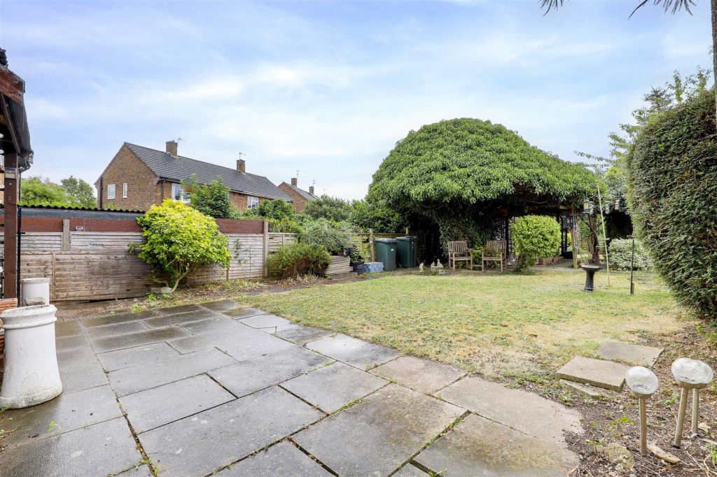 Greenacre, Edwalton, Nottinghamshire, NG12 4BD