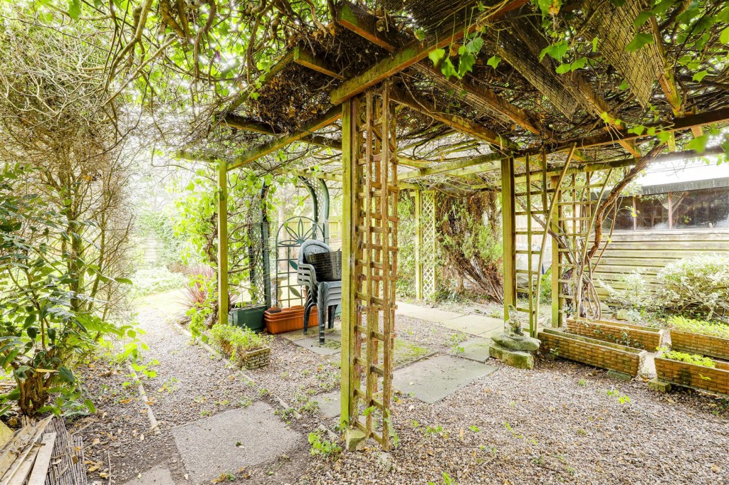 Greenacre, Edwalton, Nottinghamshire, NG12 4BD