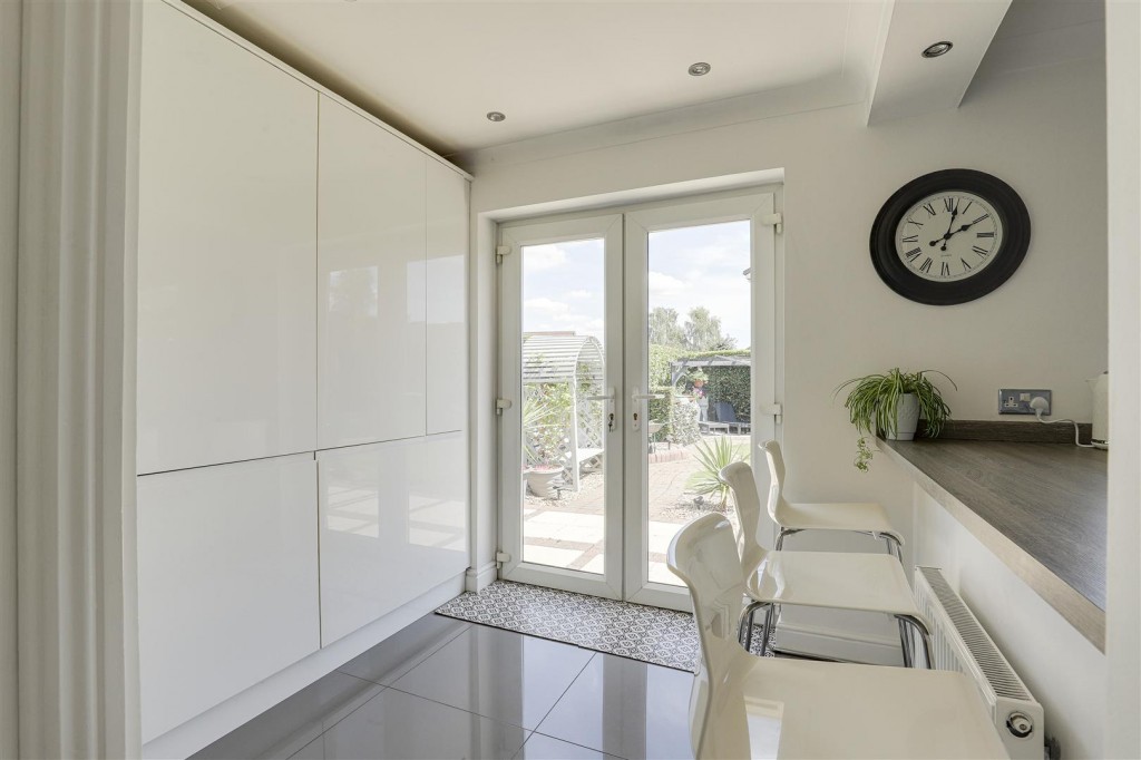 Hawksley Gardens, Clifton, Nottinghamshire, NG11 8SU