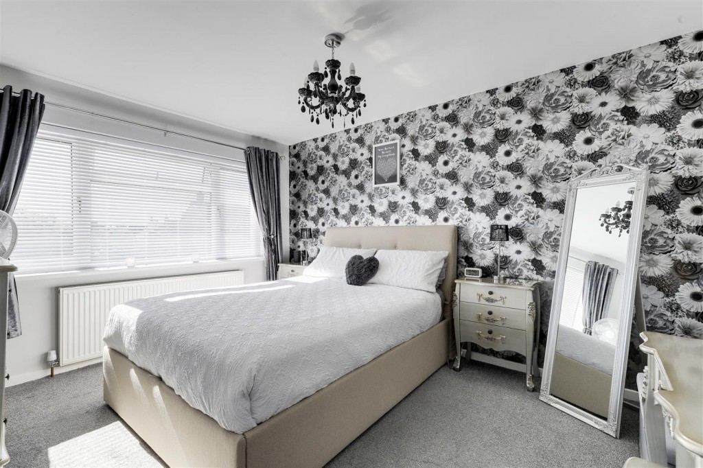 Claremont Avenue, Hucknall, Nottinghamshire, NG15 6EE