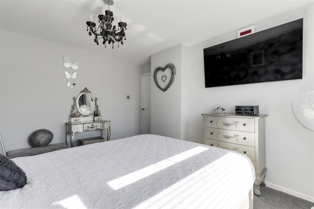 Claremont Avenue, Hucknall, Nottinghamshire, NG15 6EE