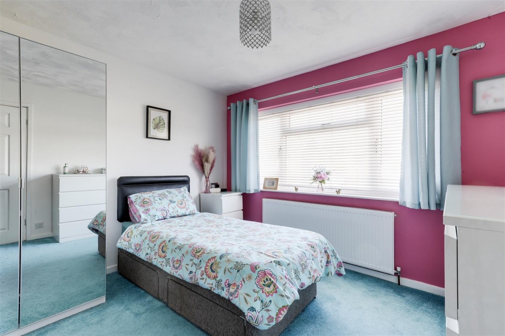 Claremont Avenue, Hucknall, Nottinghamshire, NG15 6EE