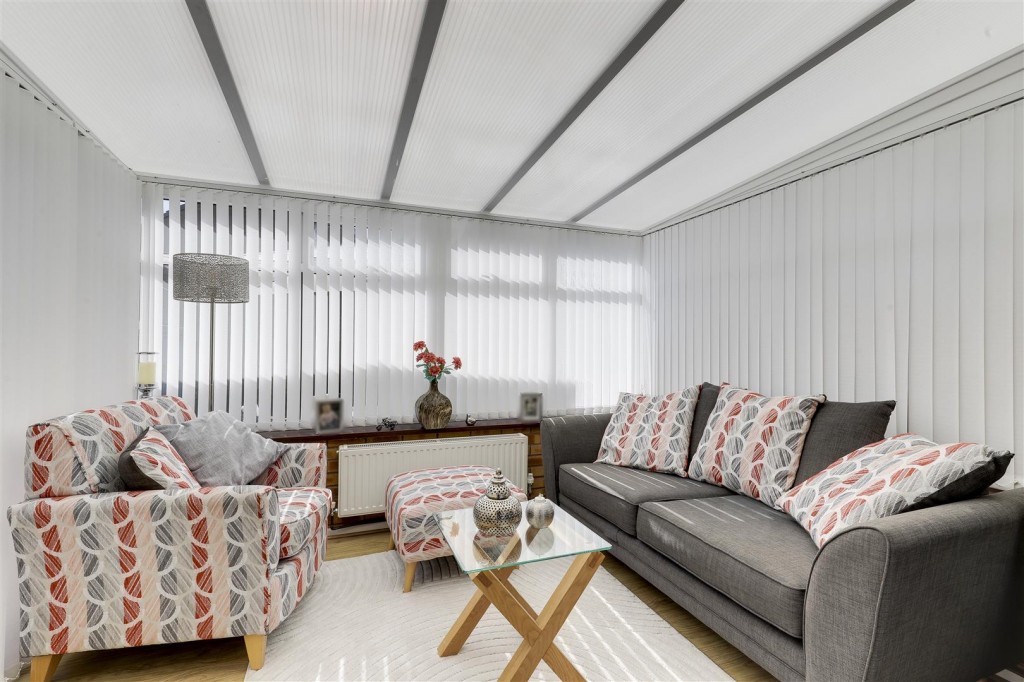 Claremont Avenue, Hucknall, Nottinghamshire, NG15 6EE