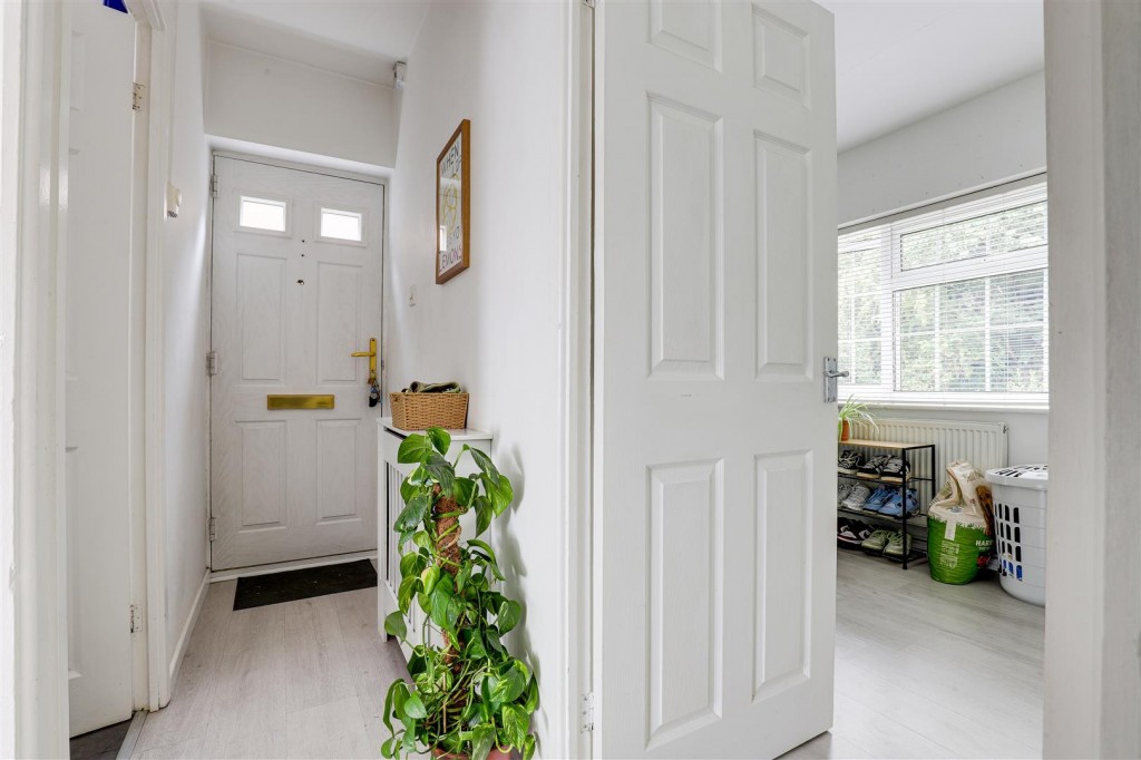 Colwick Lodge, Carlton, Nottinghamshire, NG4 1DW