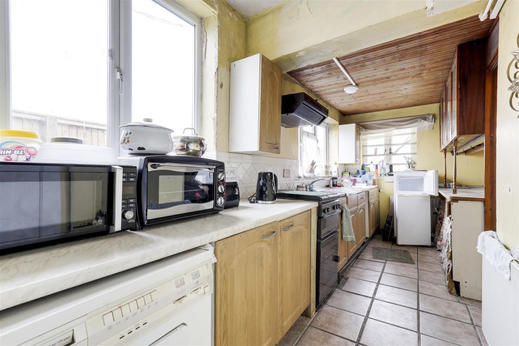 Malton Road, Basford, Nottinghamshire, NG5 1EG