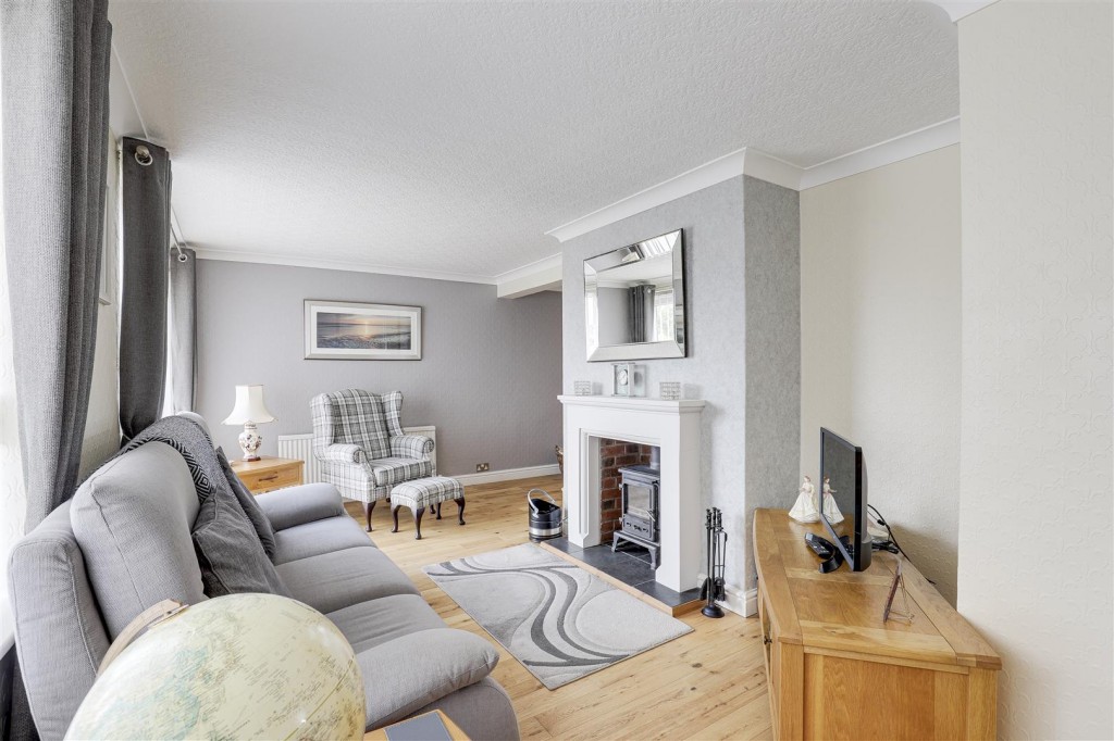 Dorket Close, Arnold, Nottinghamshire, NG5 8ET