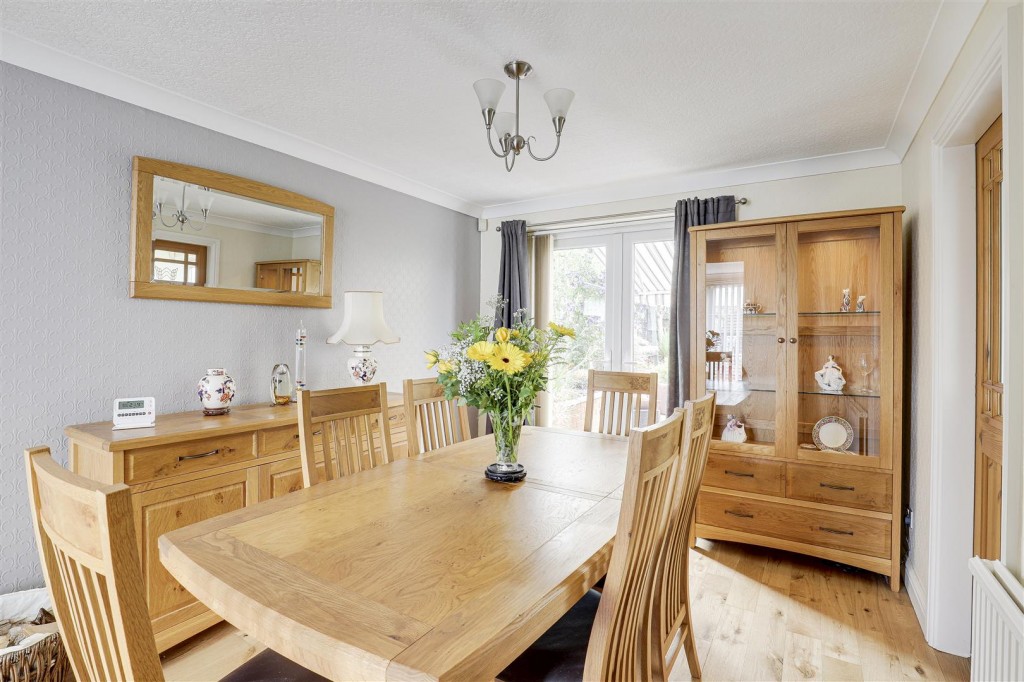 Dorket Close, Arnold, Nottinghamshire, NG5 8ET