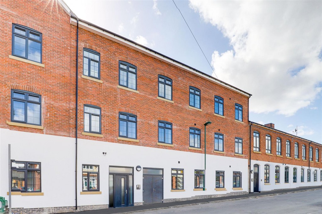 Holland Street, Hyson Green, Nottinghamshire, NG7 5DS