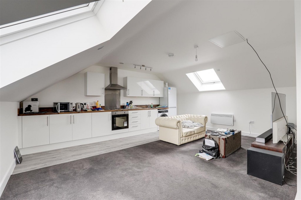 Holland Street, Hyson Green, Nottinghamshire, NG7 5DS