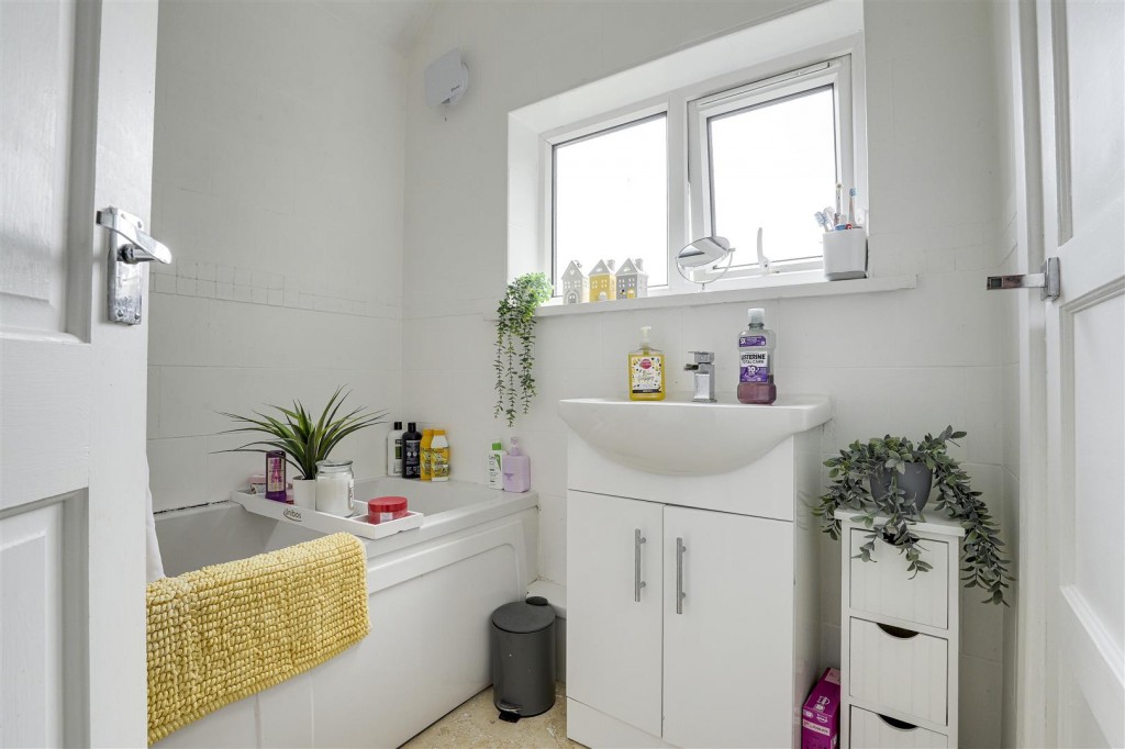 Alford Road, West Bridgford, Nottinghamshire, NG2 6HP
