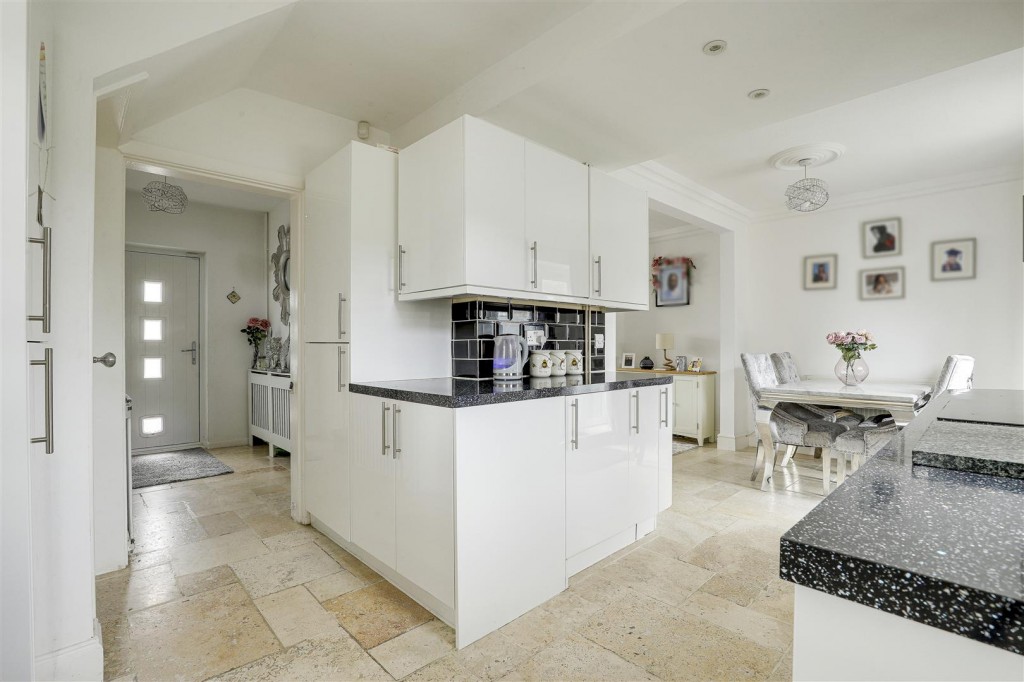 Alford Road, West Bridgford, Nottinghamshire, NG2 6HP