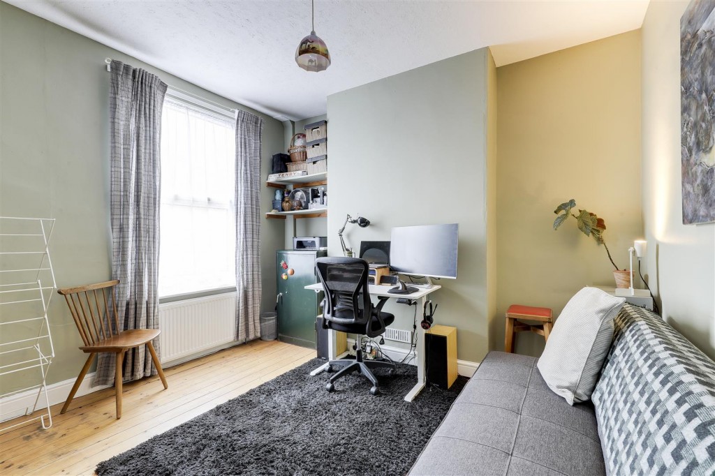 Gladstone Street, Forest Fields, Nottinghamshire, NG7 6HX