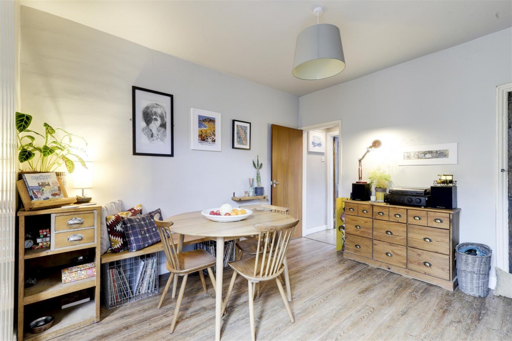 Gladstone Street, Forest Fields, Nottinghamshire, NG7 6HX