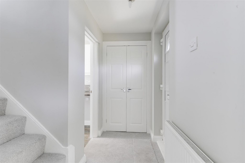 Mountfield Drive, bestwood Park, Nottinghamshire, NG5 5LH