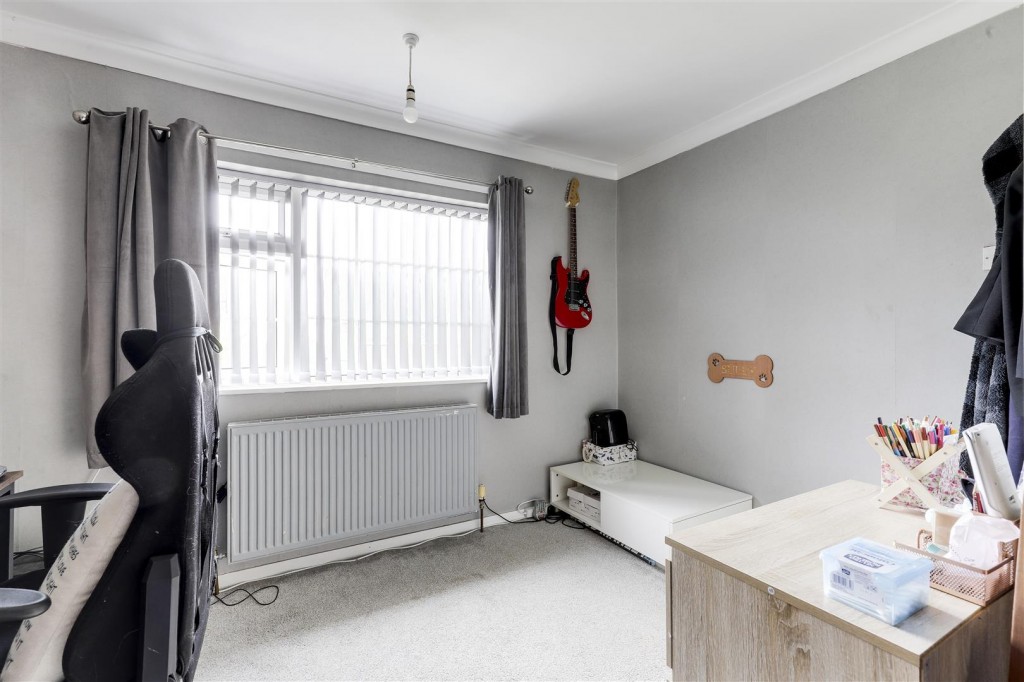 Grierson Avenue, Bestwood, Nottinghamshire, NG5 5PJ
