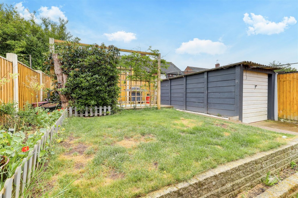 Grierson Avenue, Bestwood, Nottinghamshire, NG5 5PJ