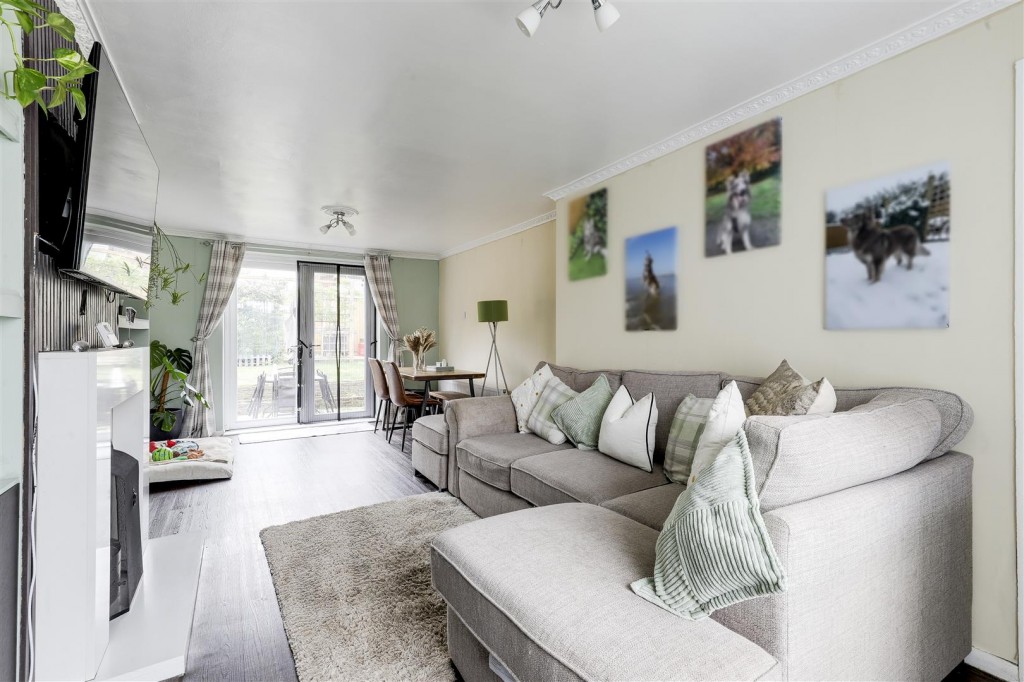 Grierson Avenue, Bestwood, Nottinghamshire, NG5 5PJ