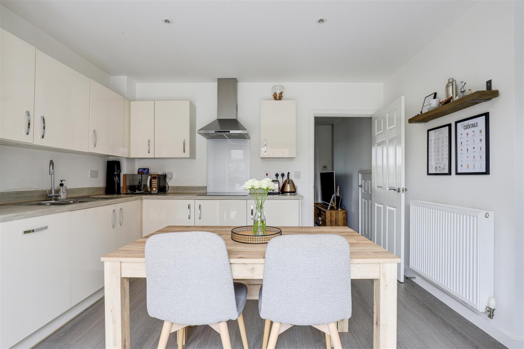 Seaton Way, Mapperley, Nottinghamshire, NG3 5XB