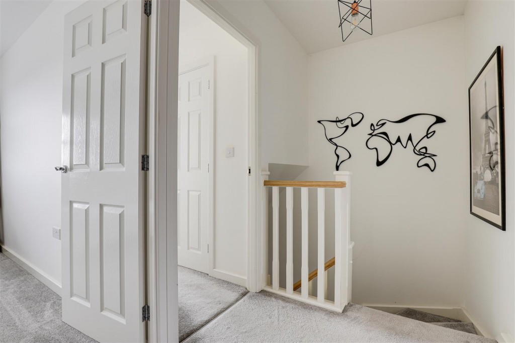Seaton Way, Mapperley, Nottinghamshire, NG3 5XB