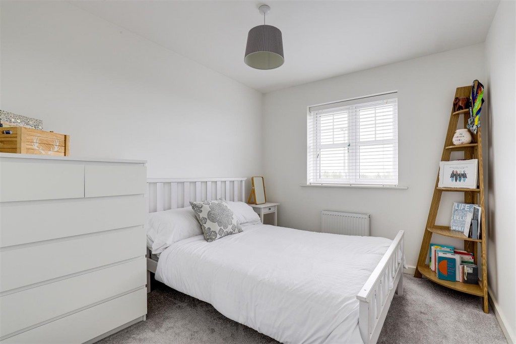 Seaton Way, Mapperley, Nottinghamshire, NG3 5XB
