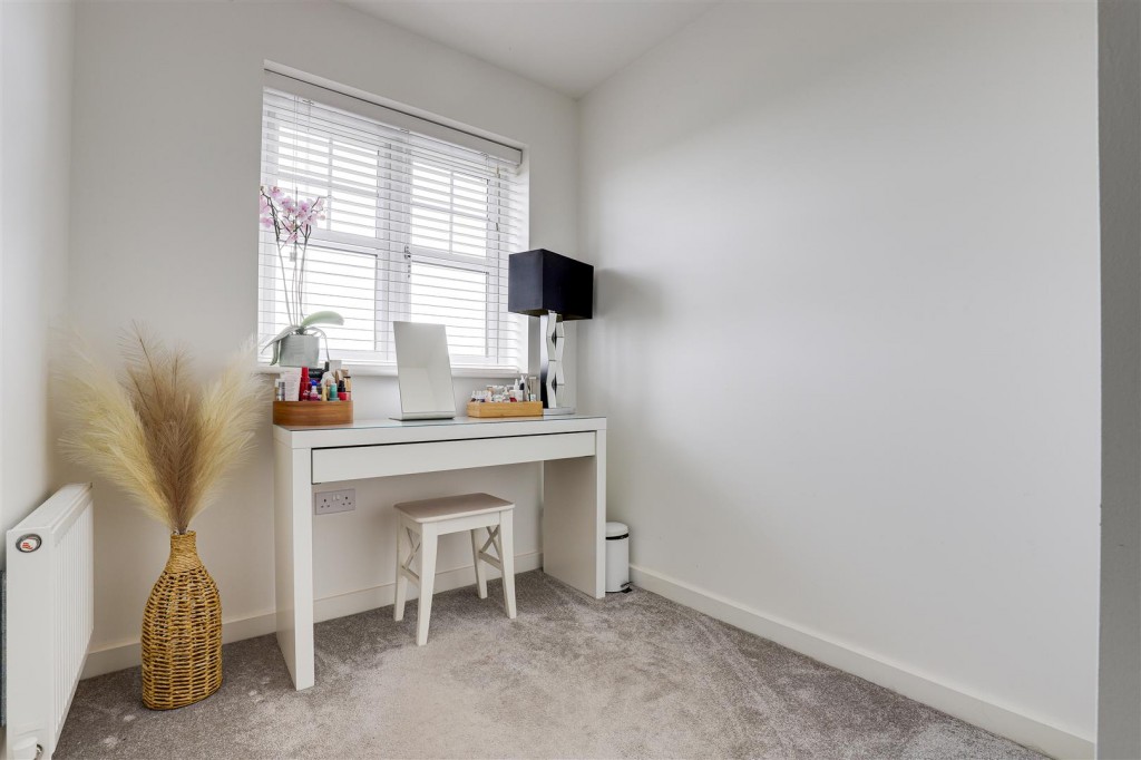 Seaton Way, Mapperley, Nottinghamshire, NG3 5XB