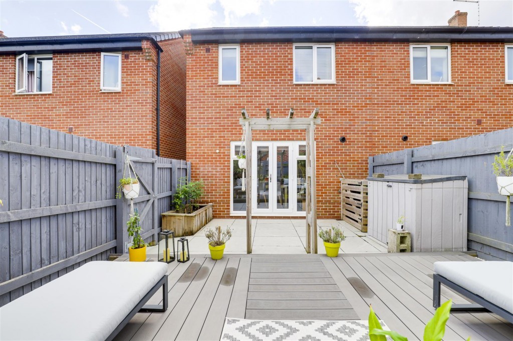 Seaton Way, Mapperley, Nottinghamshire, NG3 5XB