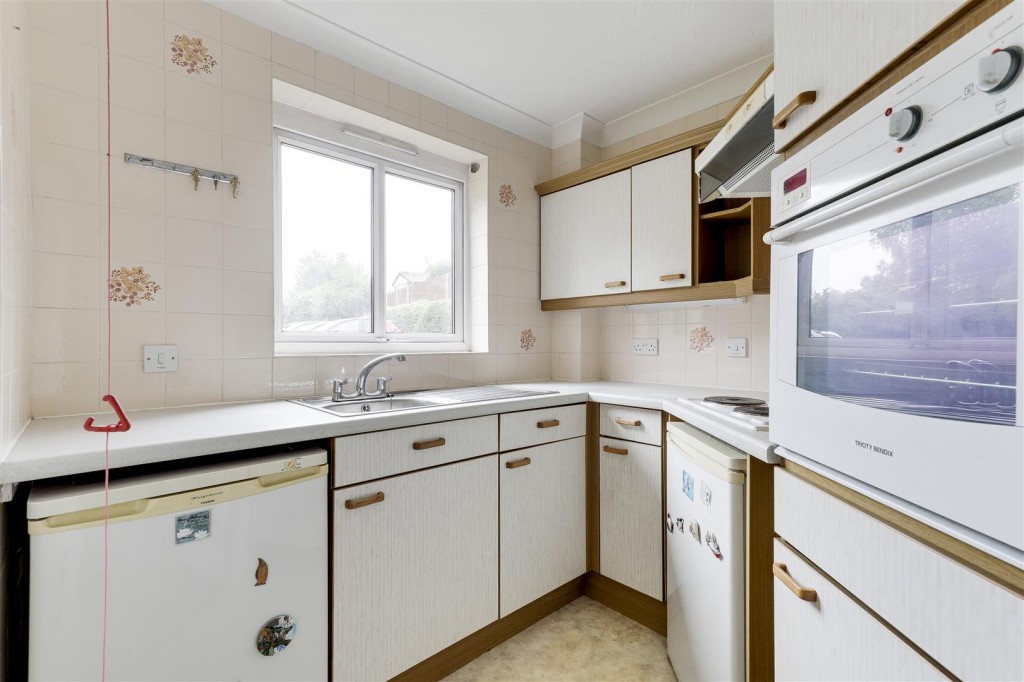 Valley Court, Ribblesdale Road, Nottinghamshire, NG5 3GA