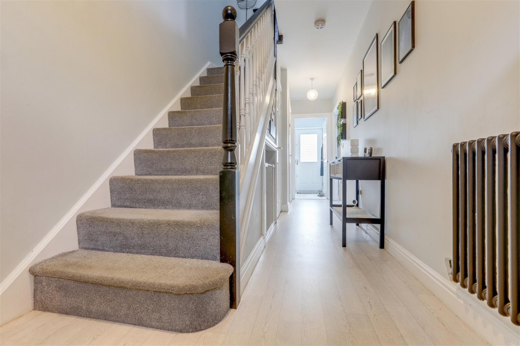 Thales Drive, Arnold, Nottinghamshire, NG5 7NF