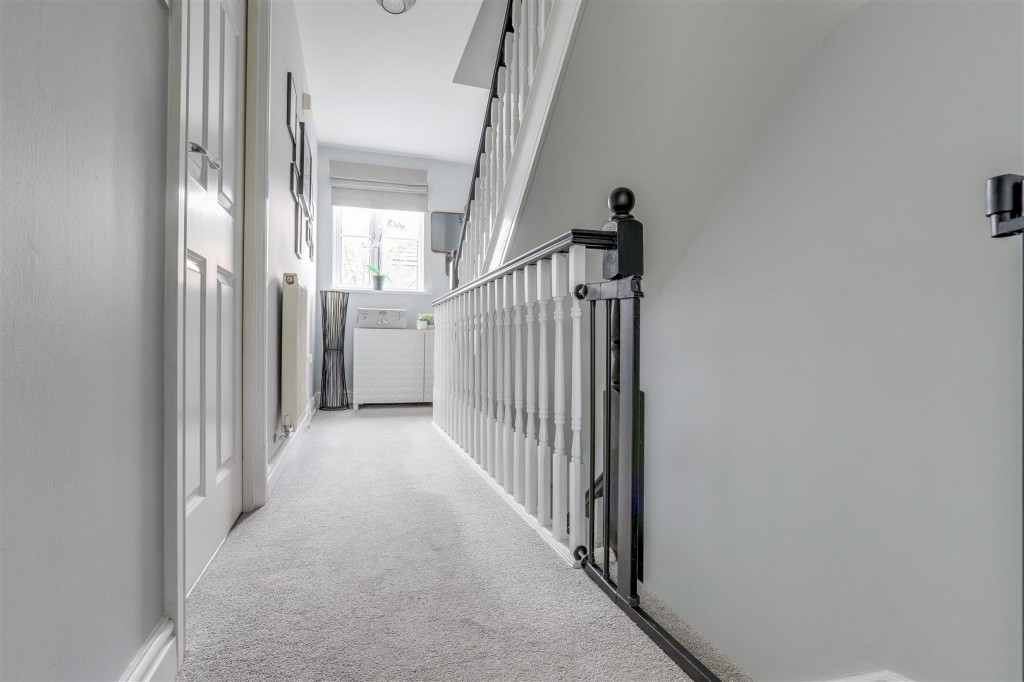 Thales Drive, Arnold, Nottinghamshire, NG5 7NF