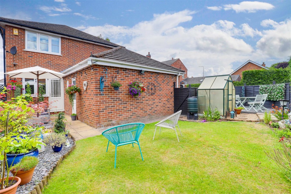 Bostocks Lane, Sandiacre, Nottinghamshire, NG10 5NL