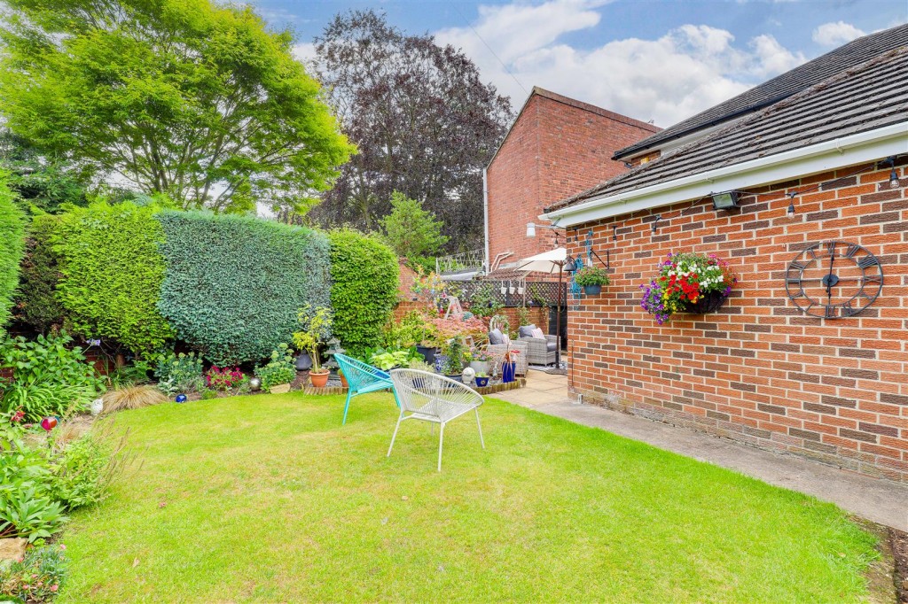 Bostocks Lane, Sandiacre, Nottinghamshire, NG10 5NL