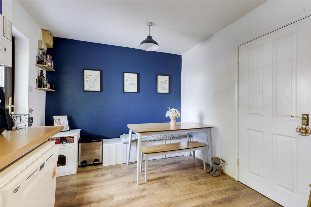Claremont Road, Carrington, Nottinghamshire, NG5 1BH