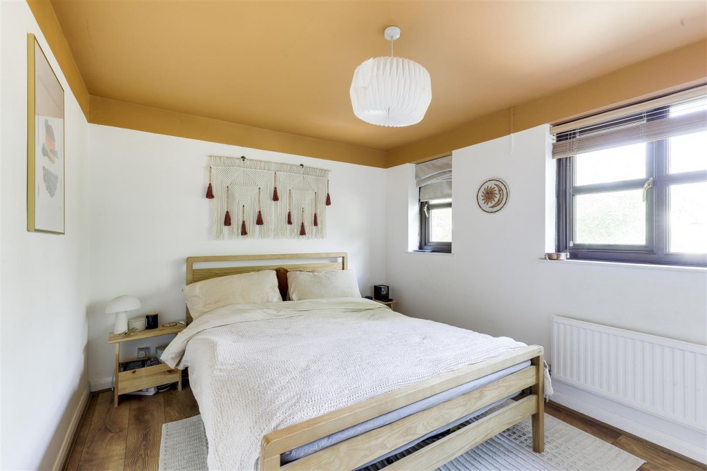 Claremont Road, Carrington, Nottinghamshire, NG5 1BH