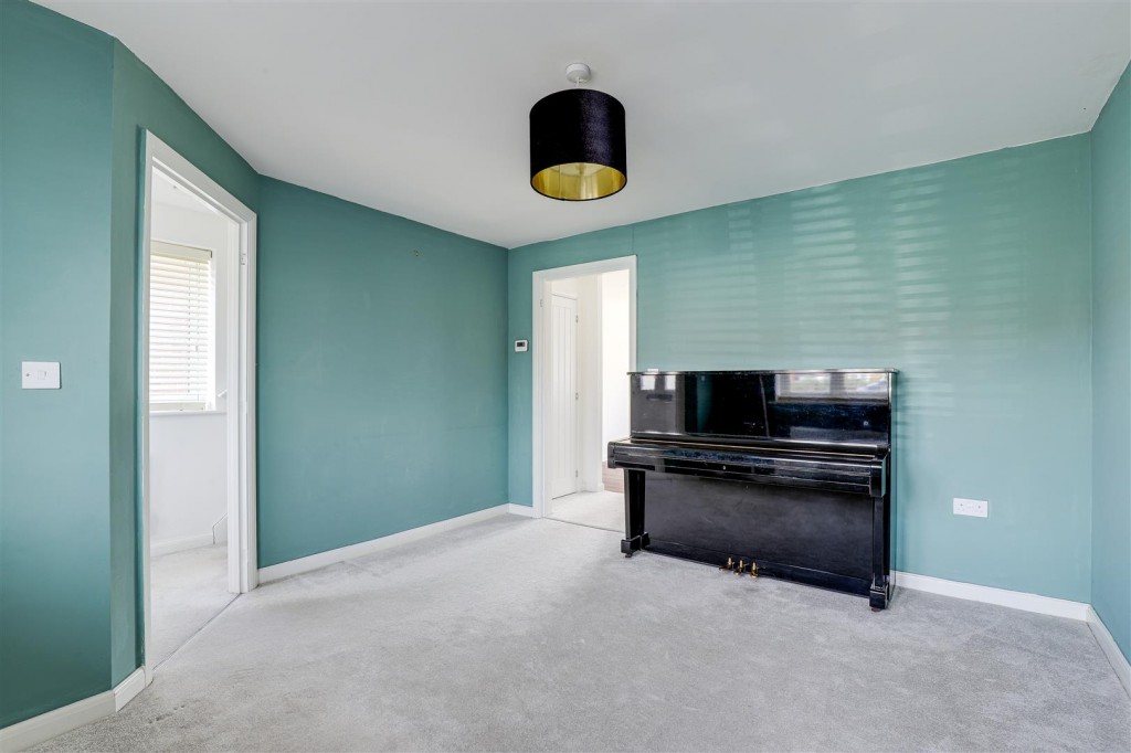 Rose Way, Edwalton, Nottinghamshire, NG12 4JE