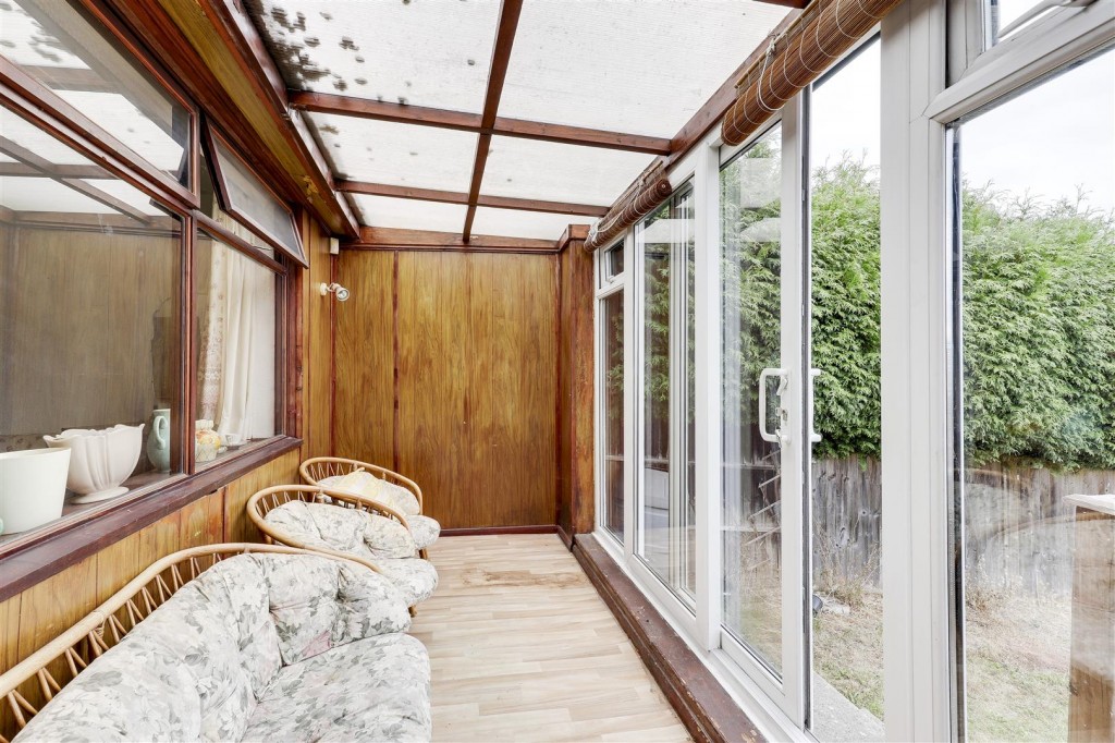 Jenned Road, Arnold, Nottinghamshire, NG5 8FT