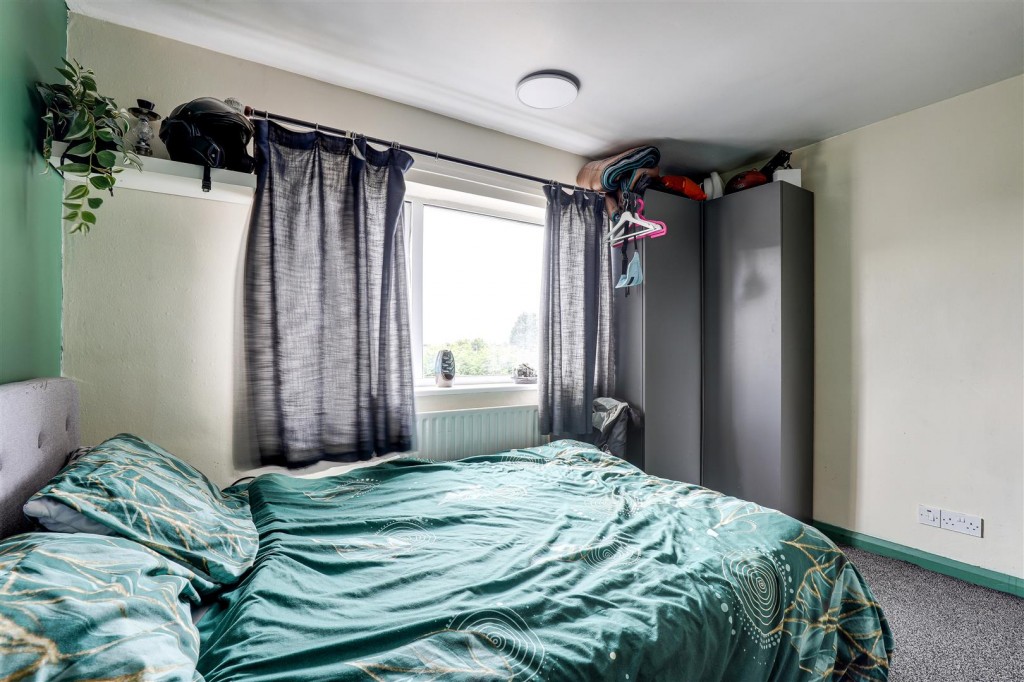 Pedmore Valley, Bestwood, Nottinghamshire, NG5 5NN