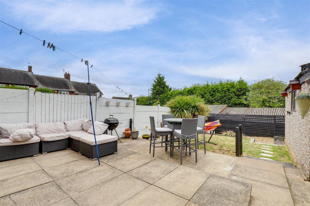 Pedmore Valley, Bestwood, Nottinghamshire, NG5 5NN