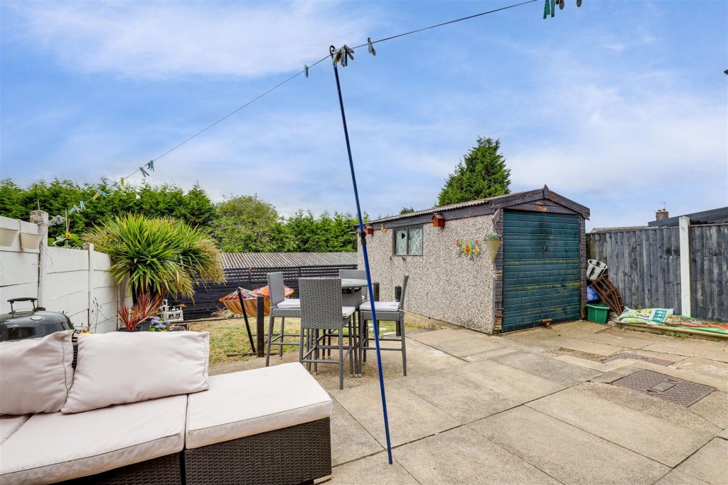 Pedmore Valley, Bestwood, Nottinghamshire, NG5 5NN