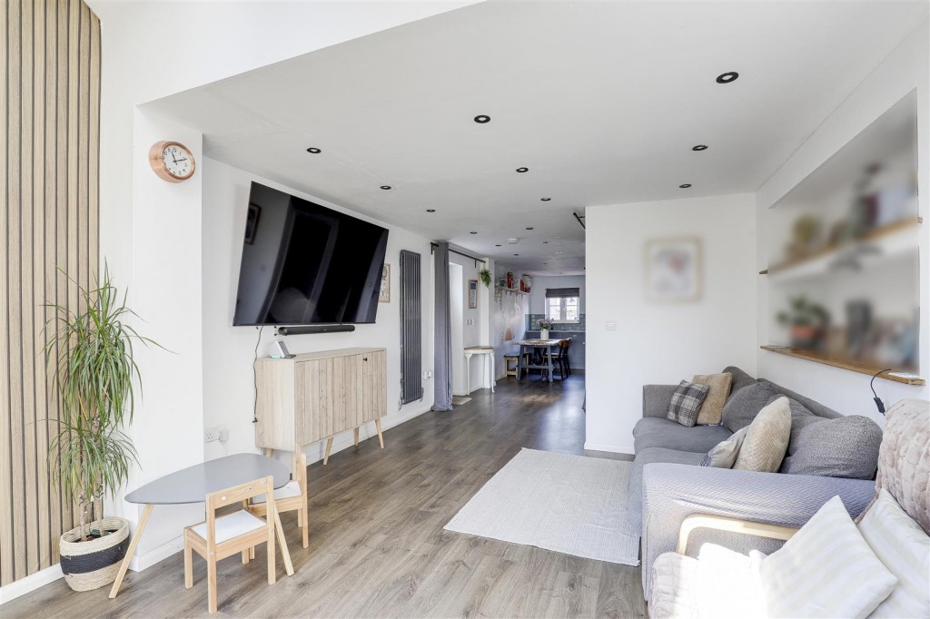 Bursar Way, Long Eaton, Derbyshire, NG10 4AT