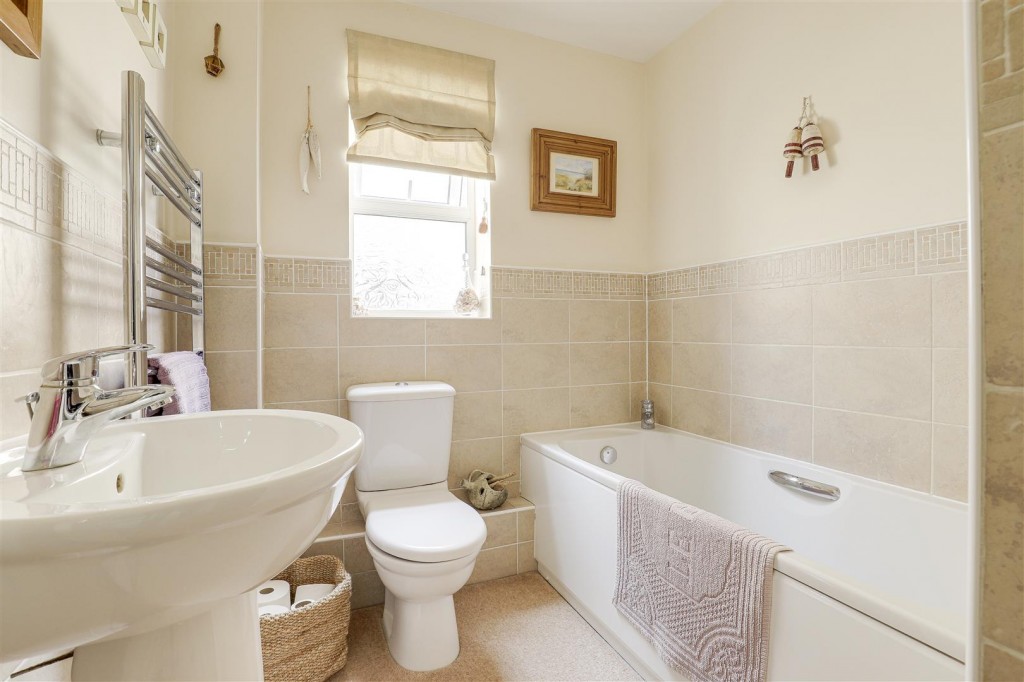 Goldenbrook Close, Breaston, Derbyshire, DE72 3XH