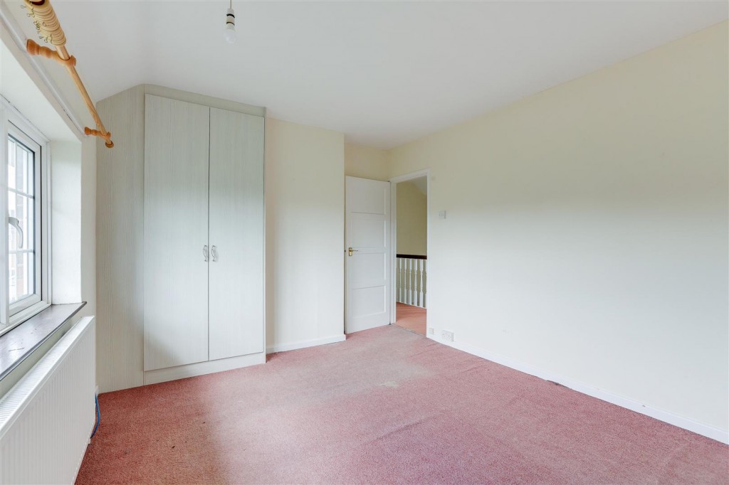 Park Avenue East, Keyworth, Nottinghamshire, NG12 5JZ