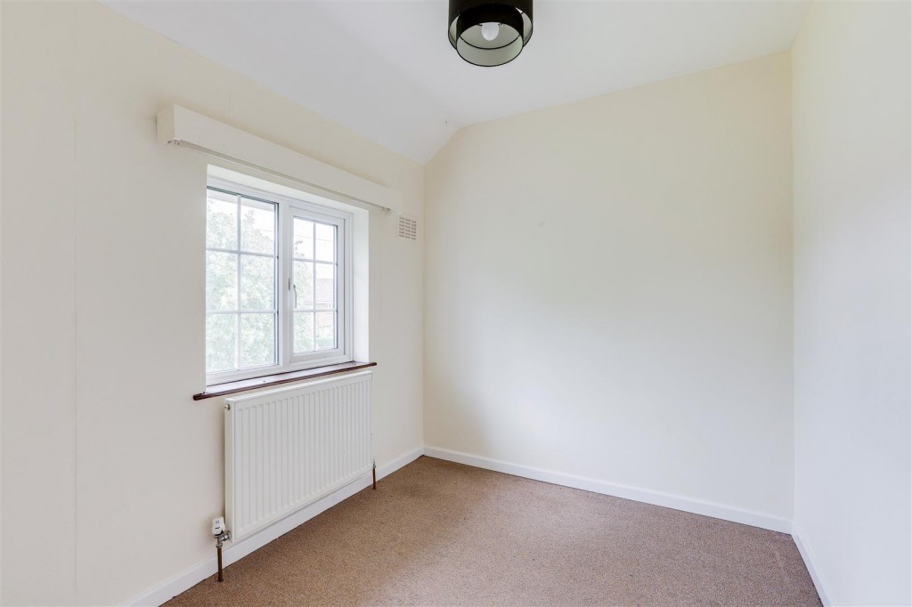 Park Avenue East, Keyworth, Nottinghamshire, NG12 5JZ