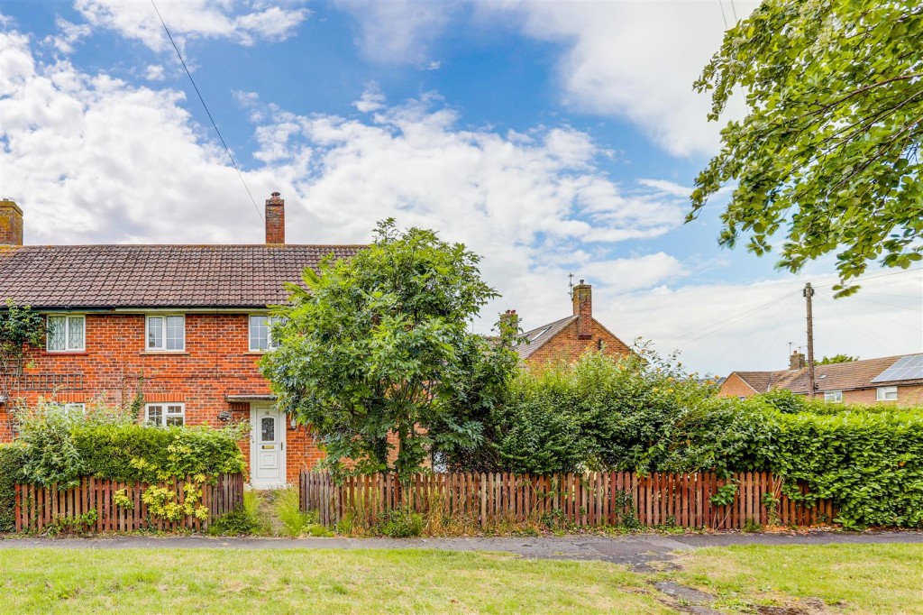 Park Avenue East, Keyworth, Nottinghamshire, NG12 5JZ