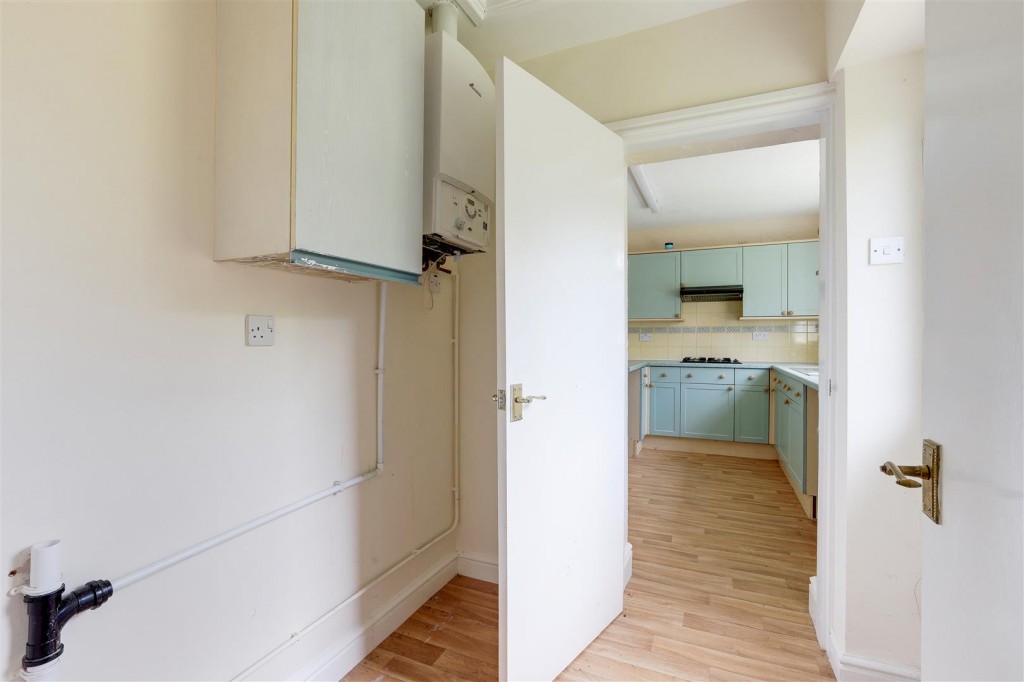 Park Avenue East, Keyworth, Nottinghamshire, NG12 5JZ