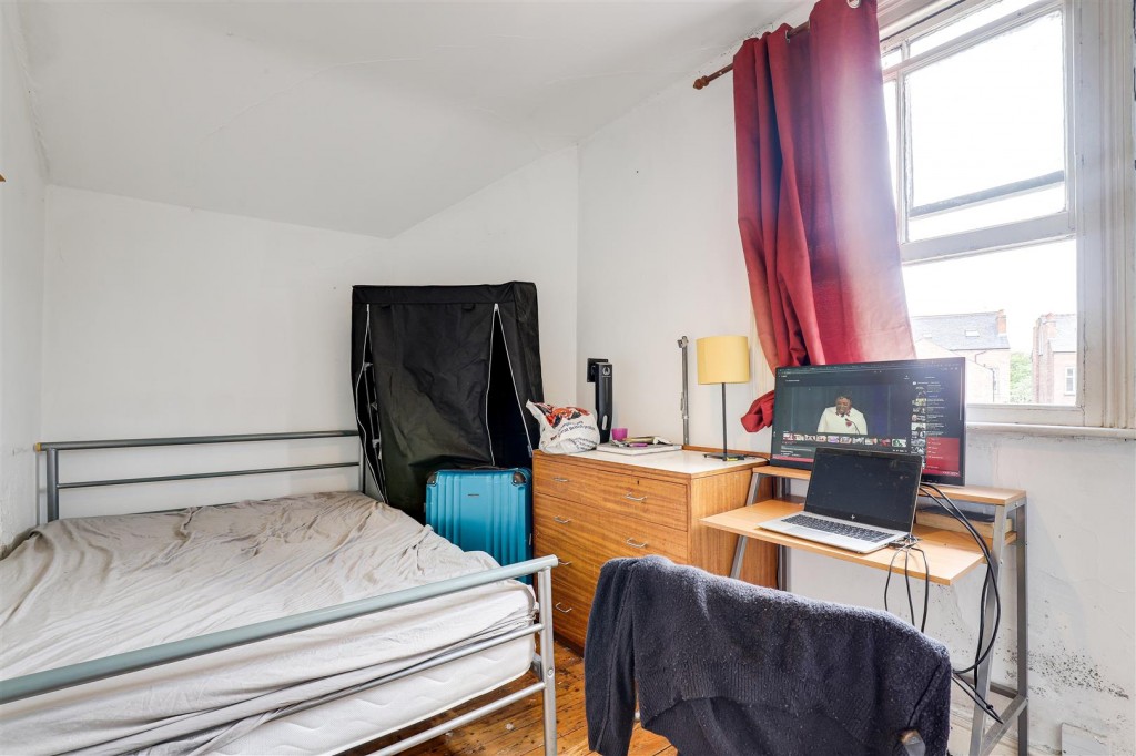 Trent Boulevard, West Bridgford, Nottinghamshire, NG2 5BB