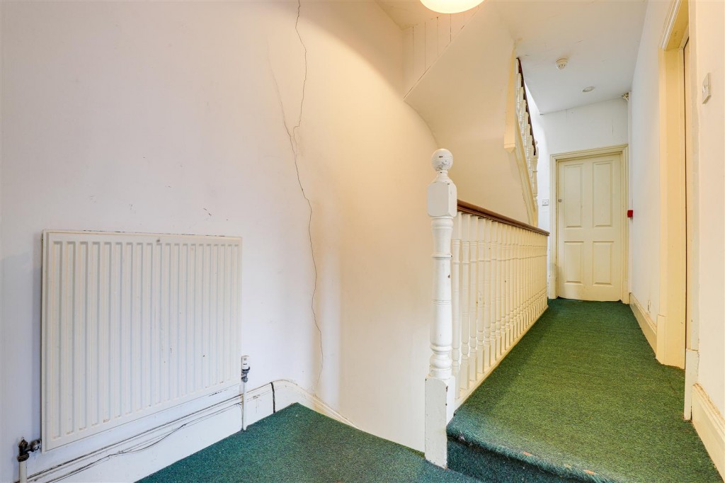 Trent Boulevard, West Bridgford, Nottinghamshire, NG2 5BB